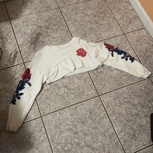 Long sleeve crop top rose design